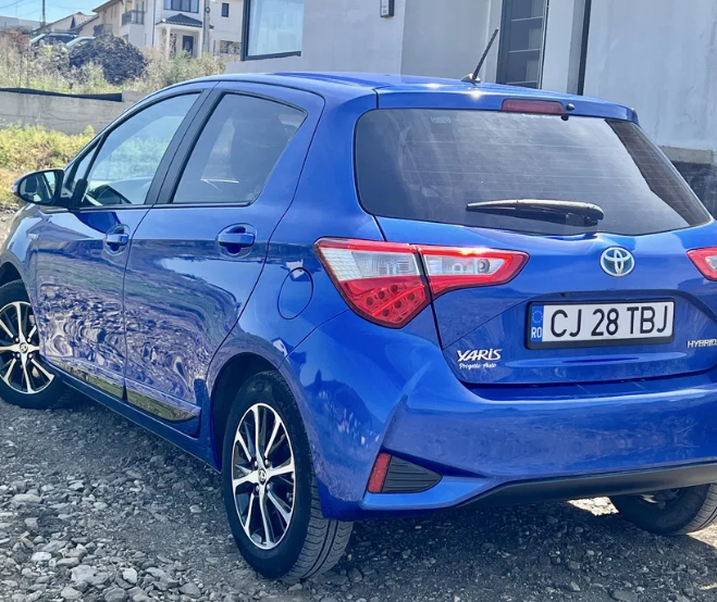 Toyota Yaris Hybrid