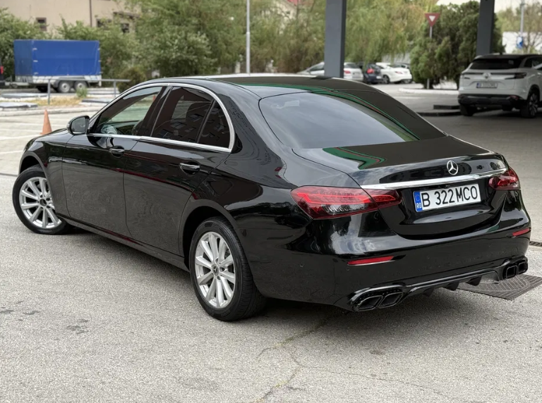 Vand/Schimb/Mercedes E 220-2021-4matic/Proprietar/25000€